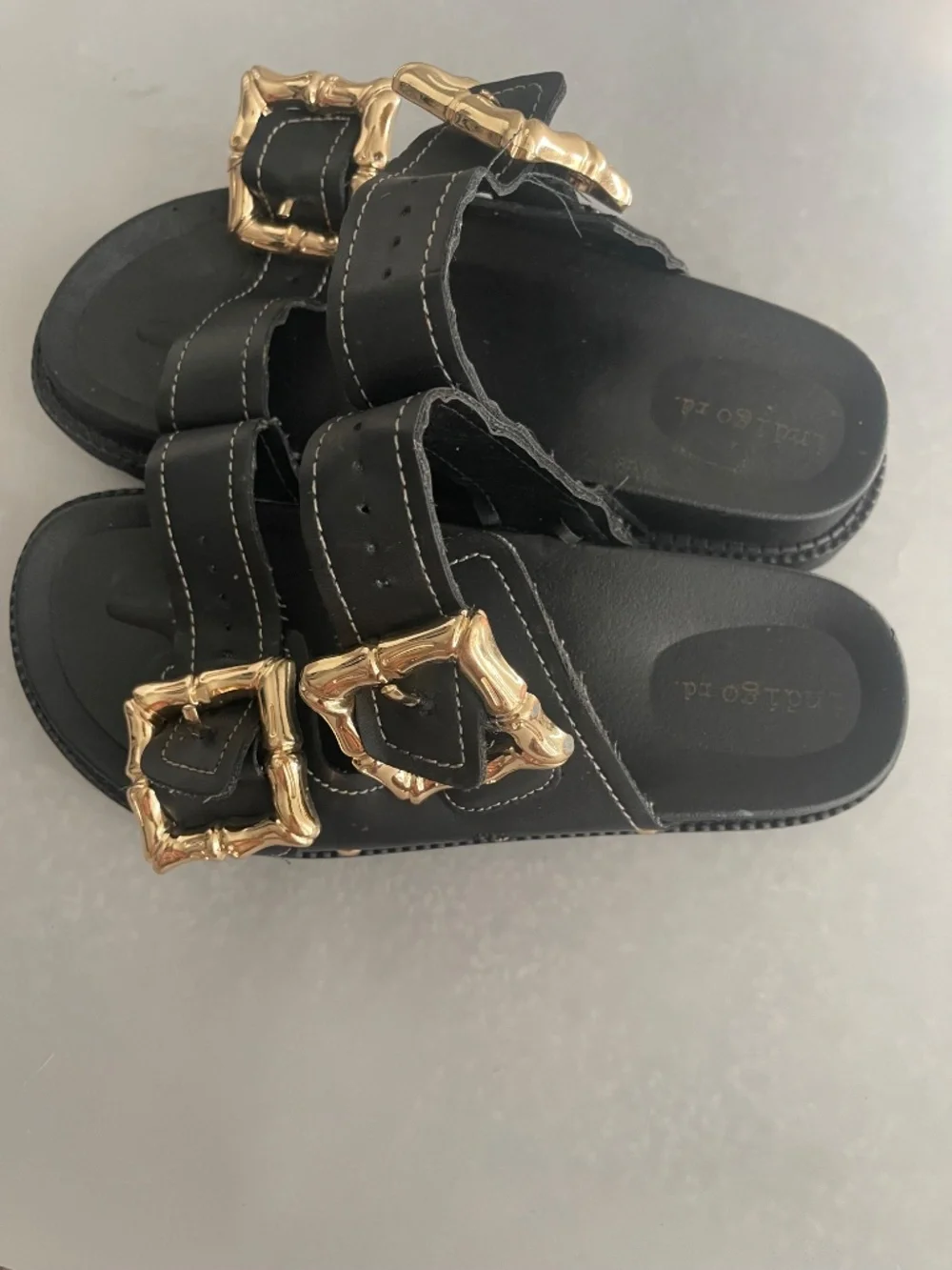 Indigo Rd. Women’s 5.5 Black Double Buckle Slide Sandals Gold Tone Metal